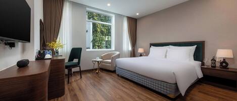 بديكورات فريدة لكل غرفة وطراز فريد لكل وحدة ومكتب وتجهيزات عازلة للصوت