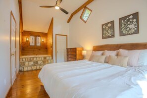 1 bedroom, iron/ironing board, travel cot, WiFi