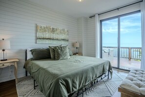 3 bedrooms, iron/ironing board, travel crib, WiFi