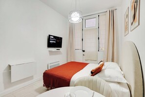 Apartment | 1 bedroom, iron/ironing board, bed sheets - Charming Studio - 2P - Canal Saint-martin/republiq (Paris)