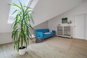 Fernseher, Stereoanlage