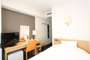 Desk, free WiFi, bed sheets - Smile Hotel Yonezawa (Yonezawa)