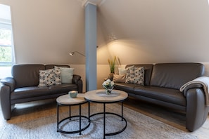 Apartment | Living room