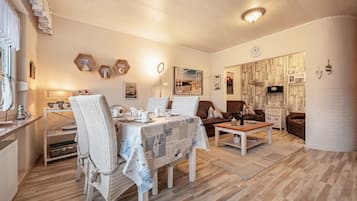 Fernseher, Stereoanlage