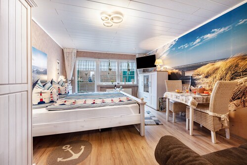 Ferienwohnung 'Freesenhuus' mit Privatterrasse und Wi-Fi