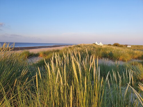 Holiday Home 'Haus Küstenliebe' with Private Terrace and Wi-Fi