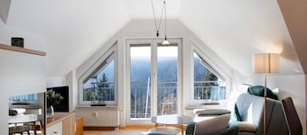 Holiday Apartment 'Tannenblick 7-5' with Mountain View, Balcony and Wi-Fi