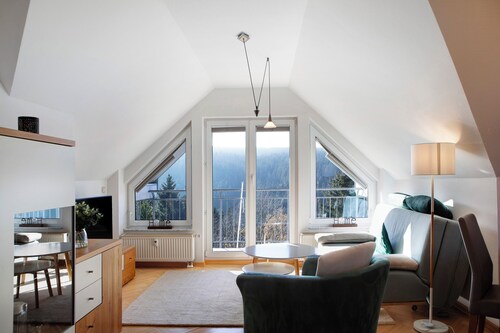 Ferienwohnung 'Tannenblick 7-5' mit Bergblick, Balkon und Wi-Fi