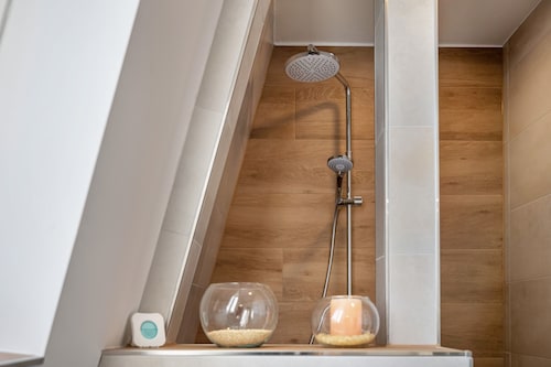 Apartment 'Die Alter Schwede 2' with Shared Terrace and Wi-Fi
