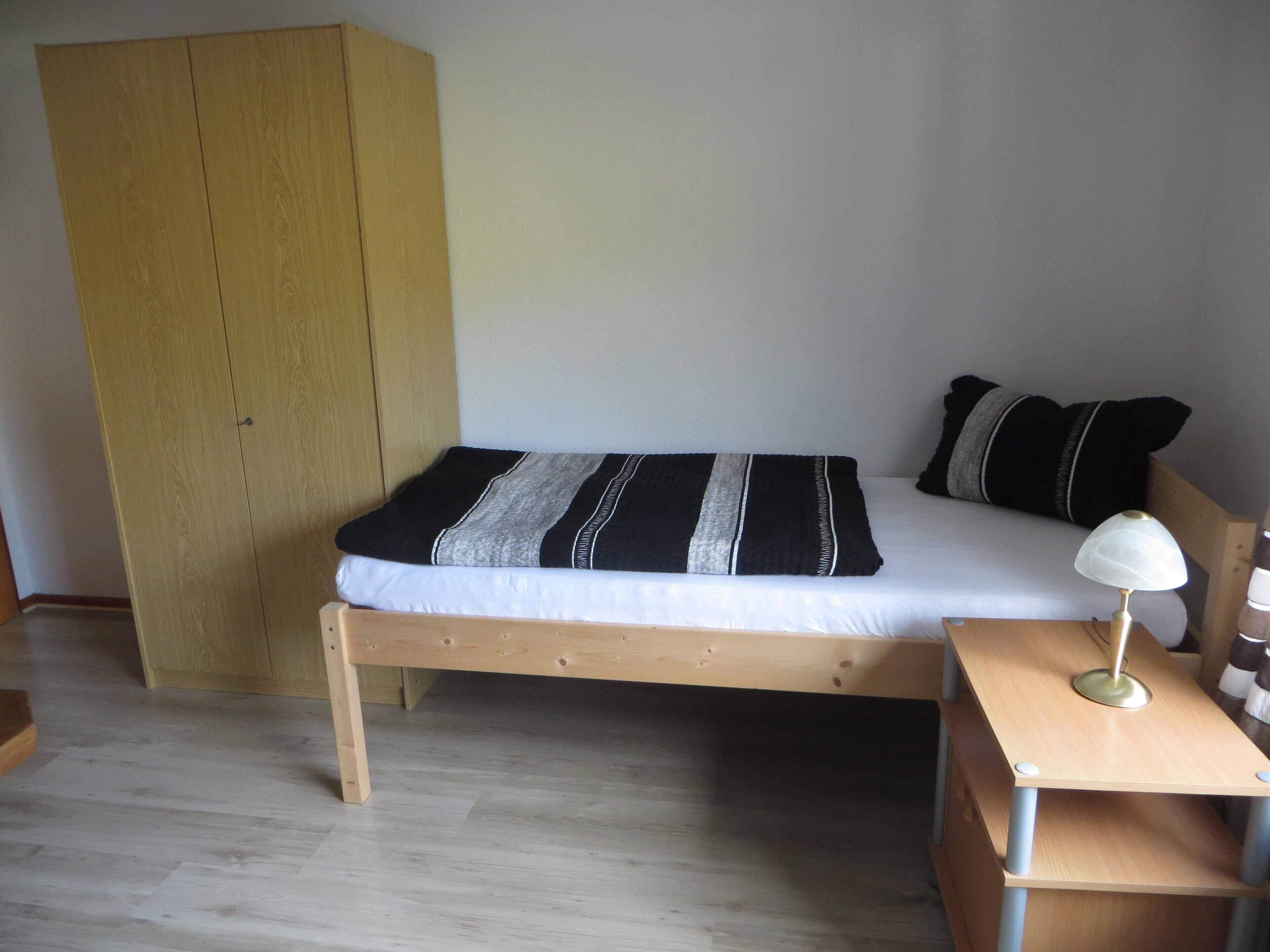 1 quarto, Wi-Fi de cortesia, roupa de cama