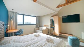 Standard Suite, Private Bathroom | 1 bedroom, premium bedding, desk, laptop workspace