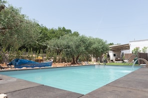 House | Pool