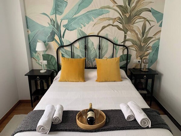 1 chambre, fer et planche à repasser, Wi-Fi, draps fournis