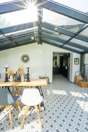 Outdoor dining - Villa au Pyla avec Piscine, Plage & Dune à pied (Pyla-sur-Mer)