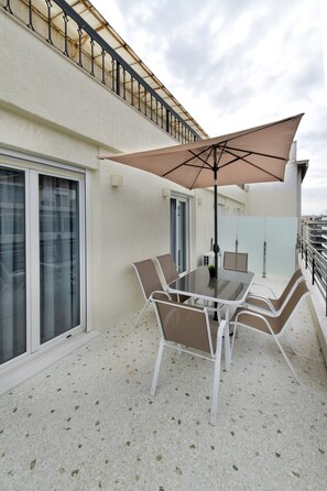 4 habitaciones y escritorio 