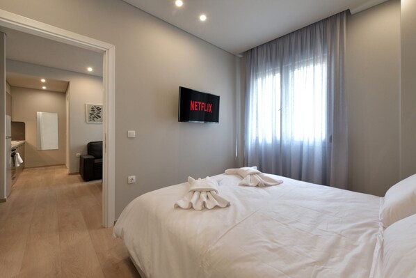 4 bedrooms, desk - Porto Pireo By Superhost365 (Piraeus)