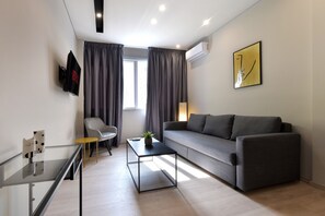 4 habitaciones y escritorio 