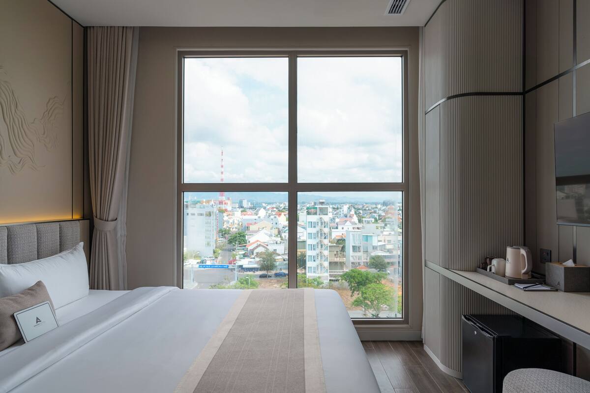 Superior Double Room | In-room safe, free WiFi, bed sheets