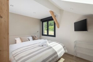 5 Schlafzimmer, Bügeleisen/Bügelbrett, WLAN, Bettwäsche