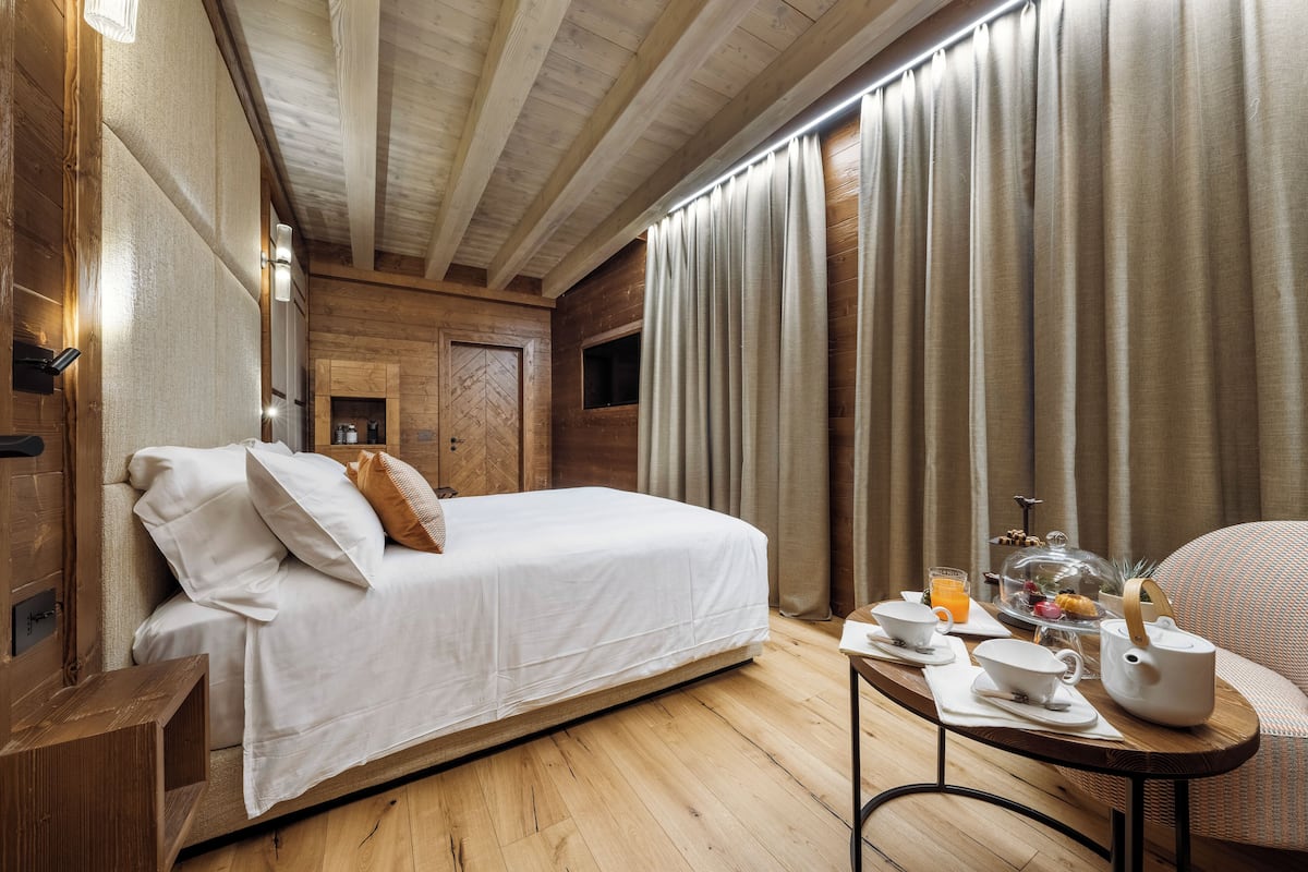 Family Suite | Premium bedding, minibar, free WiFi, bed sheets