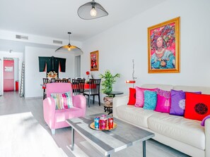 TV - Marina Real I by Interhome (Dénia)