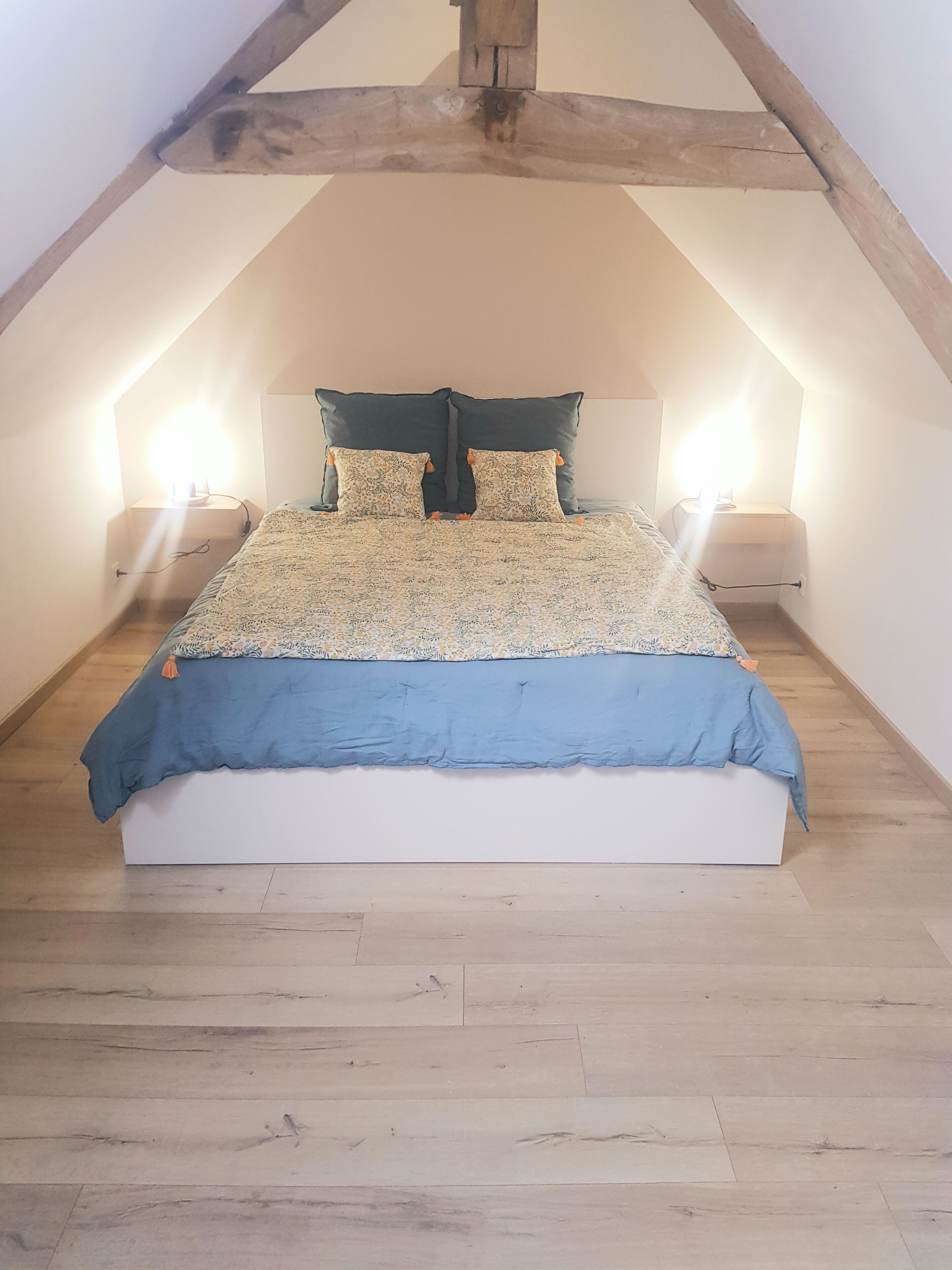 1 bedroom, desk, free WiFi, bed sheets