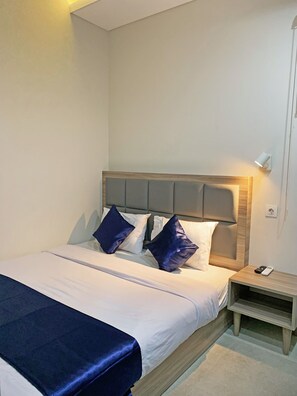 Deluxe Double Room - Oscar Alfa Resindece by NamRoom (Jakarta)