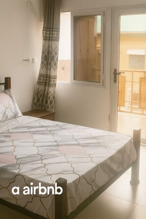 Apartment, 3 Bedrooms, Smoking, Balcony