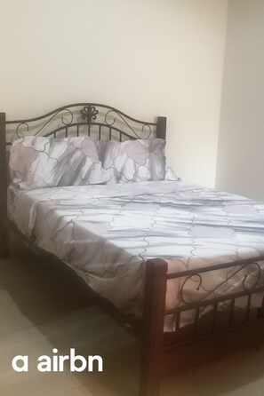 Apartment, 3 Bedrooms, Smoking, Balcony | 3 bedrooms