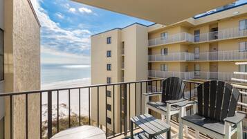 Signature Condo, 2 Bedrooms, Kitchen, Beach View | Balcony