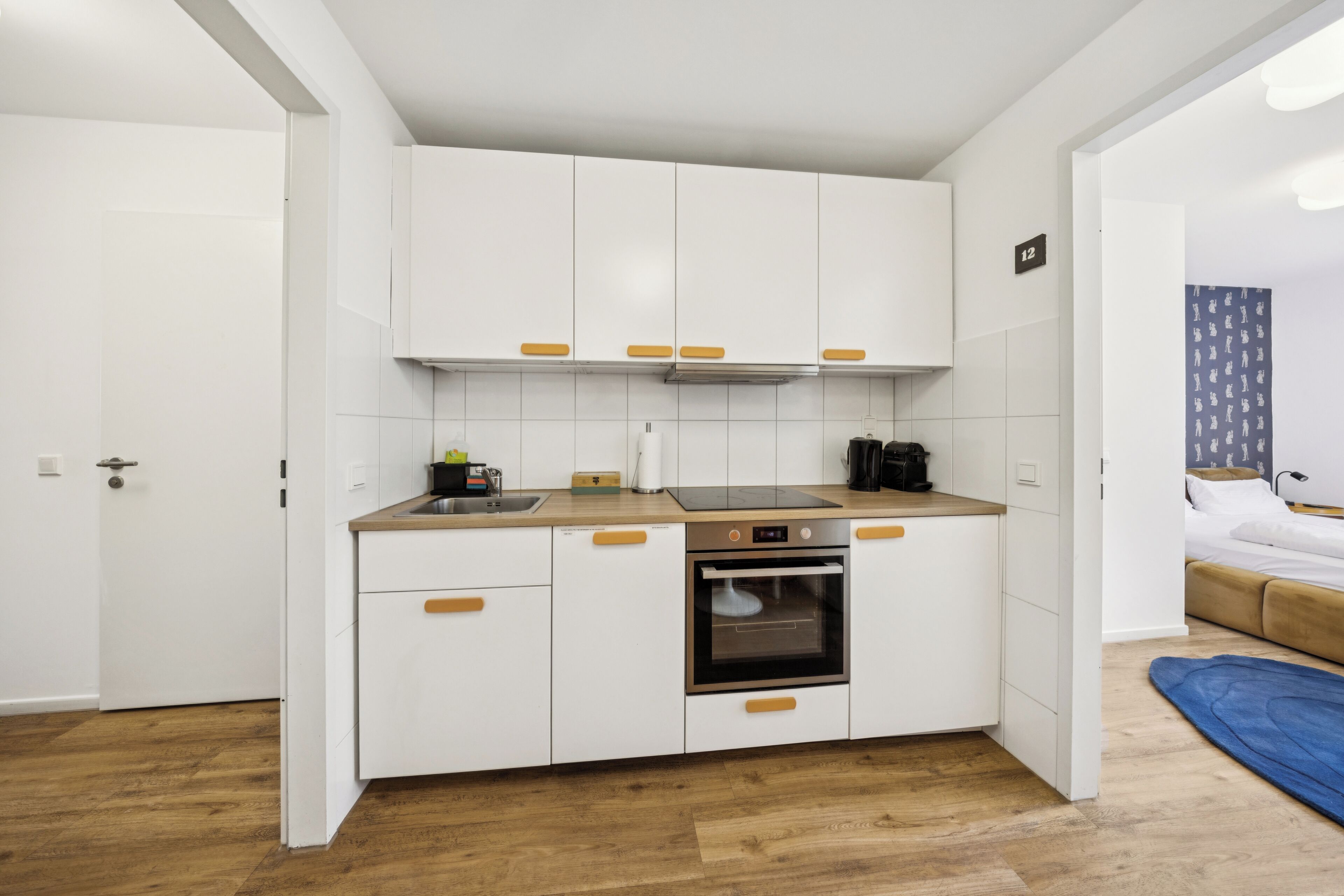 Apartment, 1 Bedroom (Studio) | Private kitchen | Mini-fridge, microwave, stovetop, dishwasher