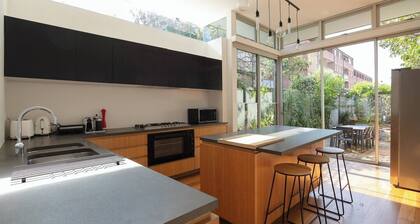 Newtown Terrace House Oasis