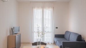 Living area - Le Fontane Apartments In Villasimius (Villasimius)