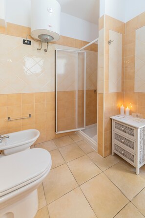 Bathroom - Le Fontane Apartments In Villasimius (Villasimius)