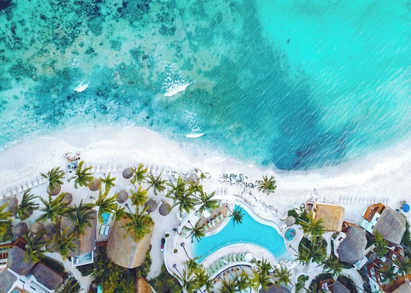 Beach nearby, sun-loungers, beach towels - Family Escape / 500m Award Winning Kids Beach / Memory Foam King Beds / Kitchen (Playa del Carmen)