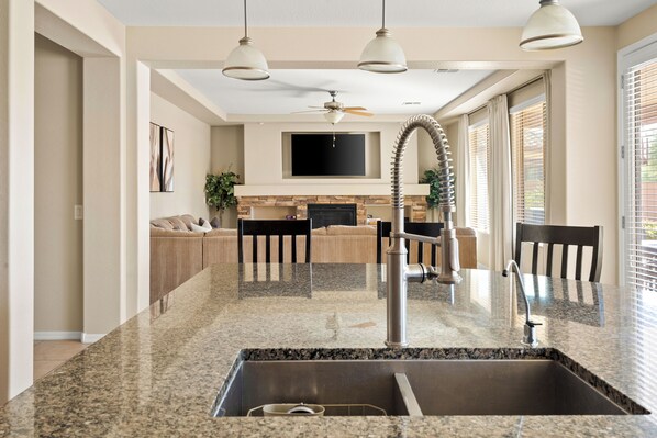 Dining - AtHome+1 | Massive 6 BR | Monthly (Goodyear)