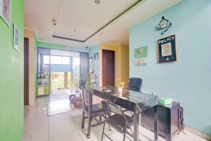 Reception - Hotel O Tebet Near Tebet Station Formerly Sabda Guest House (Jakarta)