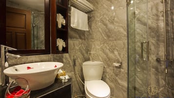 In-room safe, desk, iron/ironing board, free cribs/infant beds