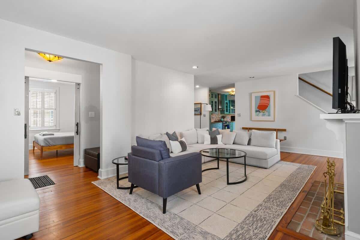 Televisión, chimenea