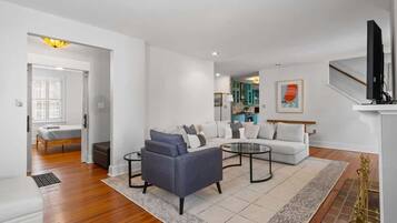 Televisión, chimenea