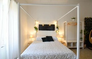 Superior Double Room, City View