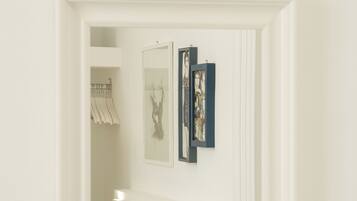 2 camere, ferro/asse da stiro, Wi-Fi gratuito, lenzuola