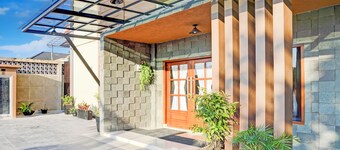 Collection O Padang City Center Near Transmart Padang Formerly De Orchids