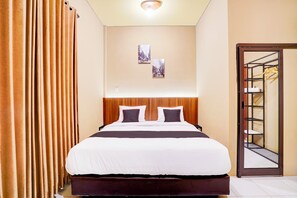 Habitació doble estàndard | 1 dormitori, escriptori, wifi gratuïta i roba de llit