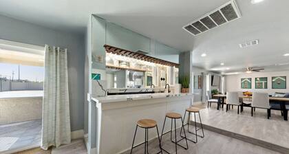 Luxury Vegas Getaway Pickleball, Pool & Game Room!