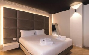 2 soverom, safe på rommet, skrivebord og strykejern/-brett