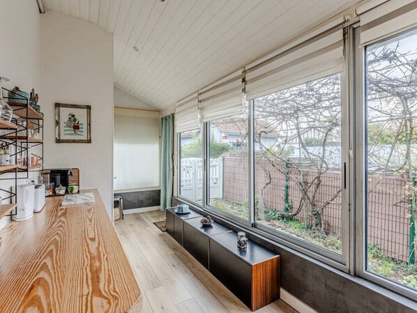 Interior - Arcachon house, 3 br, garden, near beach and shops, WIFI (Arcachon)