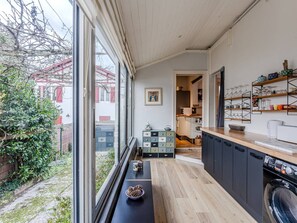 Køleskab, mikrobølgeovn, ovn, opvaskemaskine