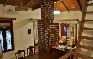 In-room dining - Hutton Cottage By Stay Native By GRB (Nainital)