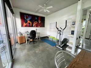 Condo, 2 phòng ngủ, sân hiên, quang cảnh vườn | Khu thể thao
